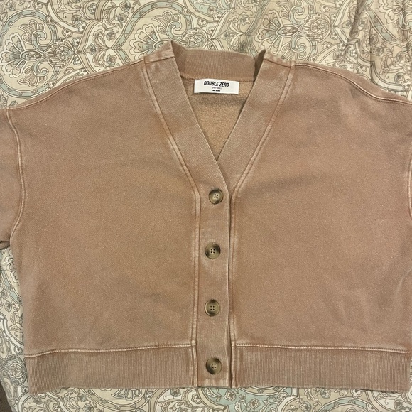 Double Zero Taupe Cropped V‑Neck Button Cardigan - Picture 3 of 3